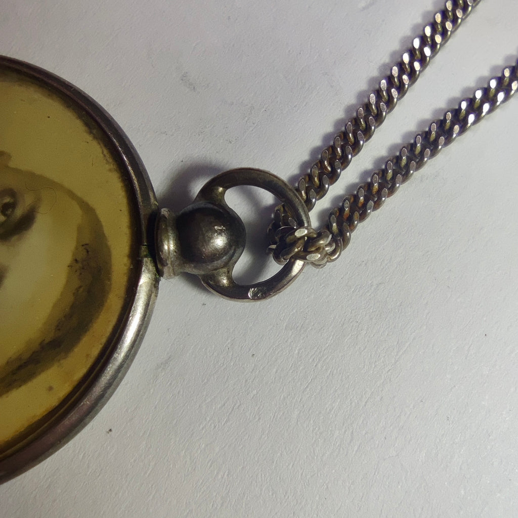 Médaillon photo recto-verso d'un soldat et de son épouse, Grande Guerre, avec chaîne en argent 925
