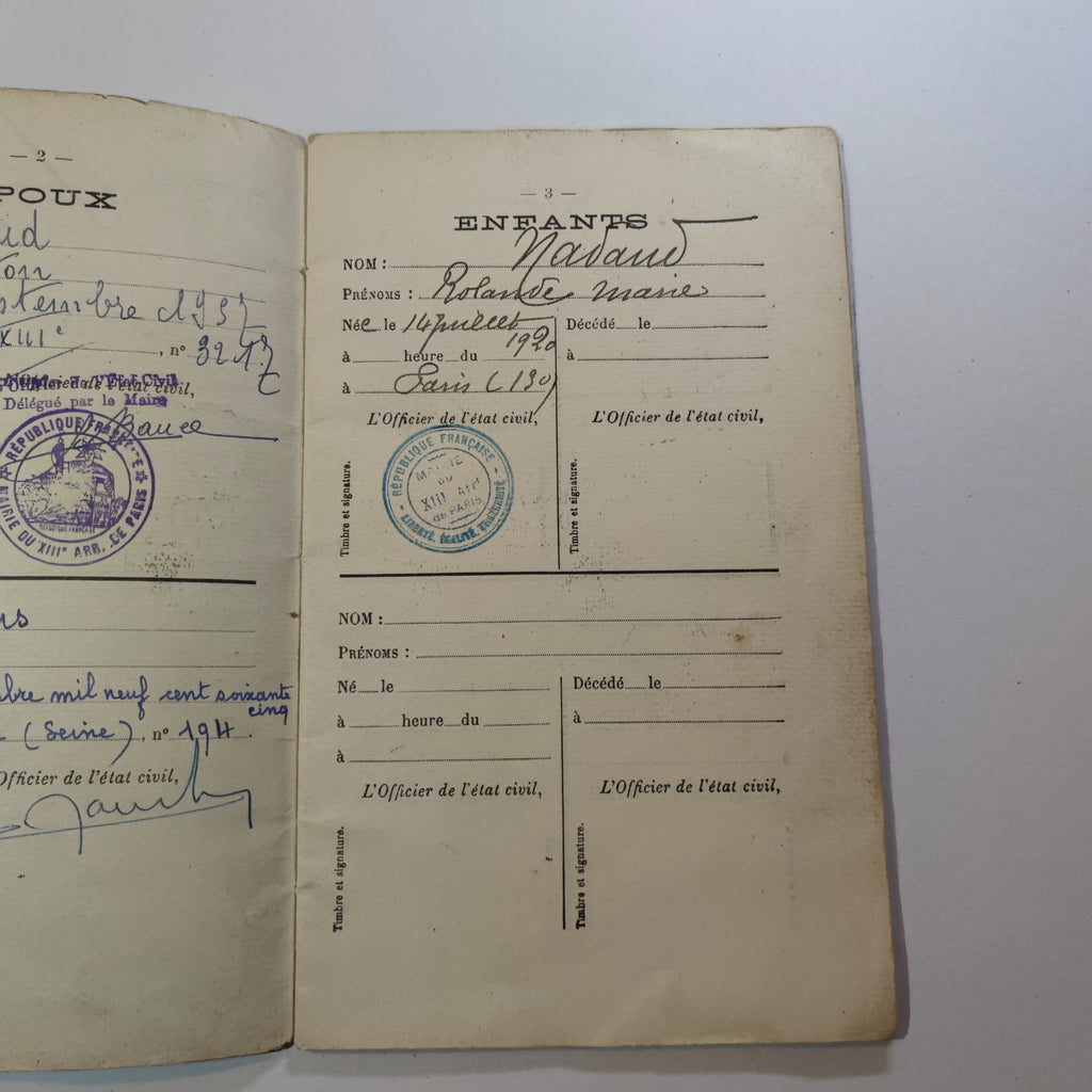 Groupement du poilu Gaston Nadaud (1889-1957), classe 1909 : livret militaire 1914-1919 et sa pochette, carte du combattant, papiers de famille et portrait de cuirassier - Alfortville