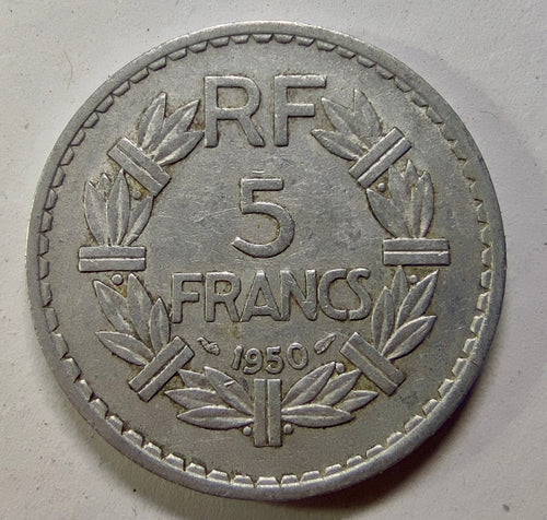 Revers de la 5 francs Lavrillier 1950, valeur et millésime dans une couronne végétale.
