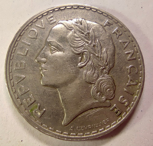 Avers de la 5 francs Lavrillier 1933, deuxième exemplaire, Marianne laurée.