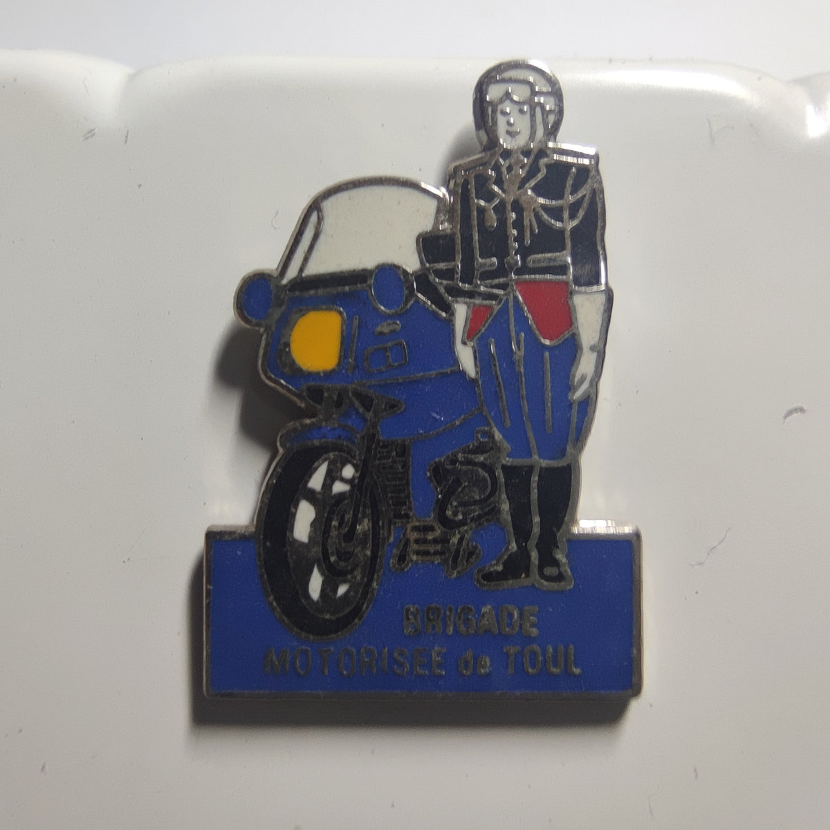 Pin’s Brigade motorisée de Toul, gendarmerie, vers 1990