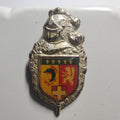 Pin’s Gendarmerie, heaume, armes Dauphiné, Lyonnais et Savoie, variante étoilée, vers 1990